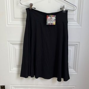 NWT - Salaam flare skirt, black, M